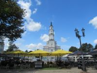 Kaunas - Rathaus Platz mit Rathaus - Weißer Schwan