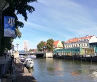 Klaipeda - Kanal und das Seegelschiff im Hintergrund