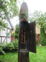 Im Garten von Bernsteinmuseum 