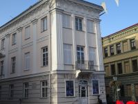 Tartu: Schiefes Haus