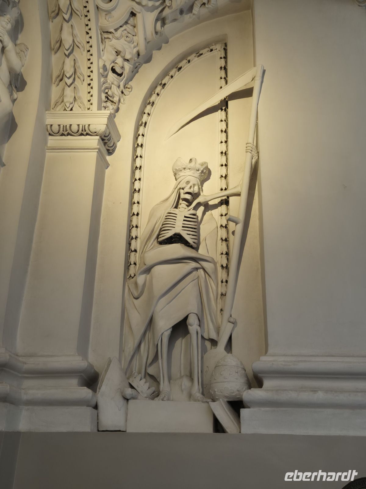 Tag 2 - Vilnius - St. Peter & Paul - Sensenmann ist hier eine Frau