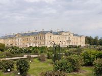 Schloss Rundale mit Rosengarten
