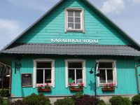 Trakai, zahlreiche Holzhäuser säumen die Straßen 