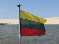 Kurische Nehrung, die litauische Flagge