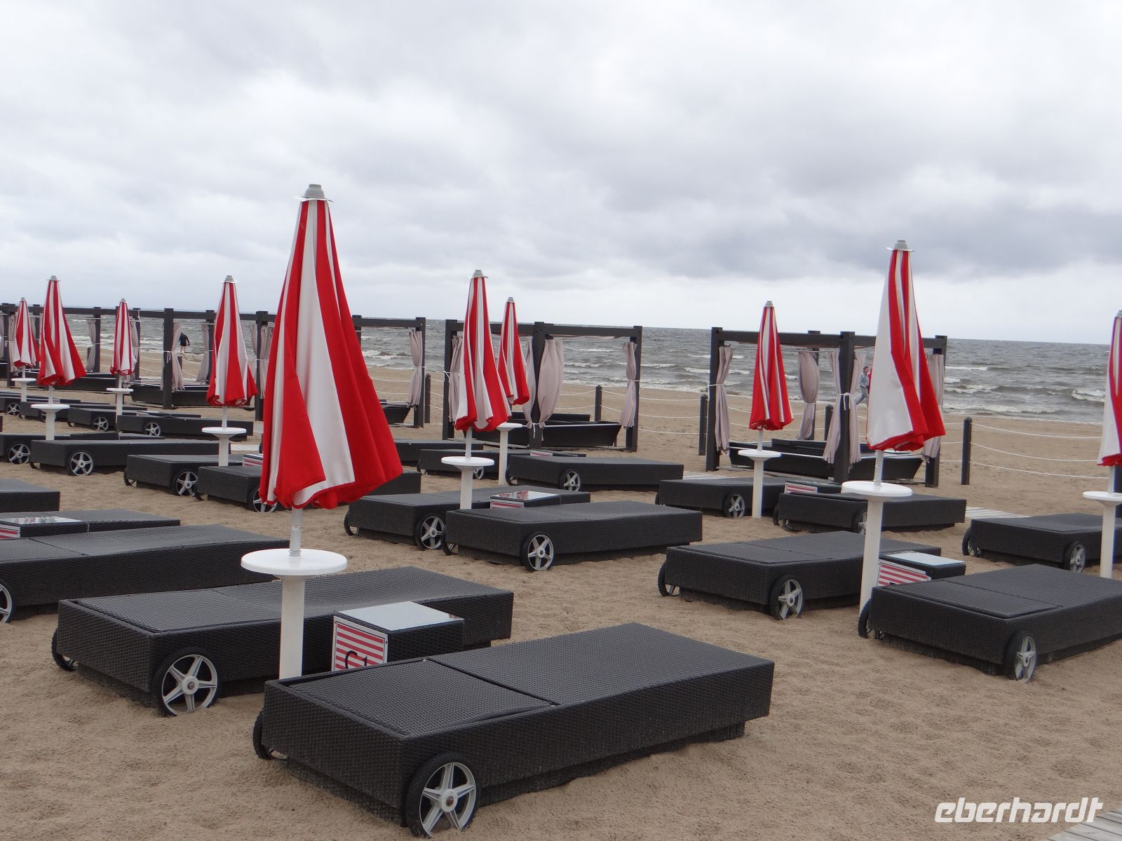 Jurmela, alles ist für die Badegäste vorbereitet.