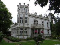 Jurmela ist für seine prächtigen Holzhäuser bekannt.