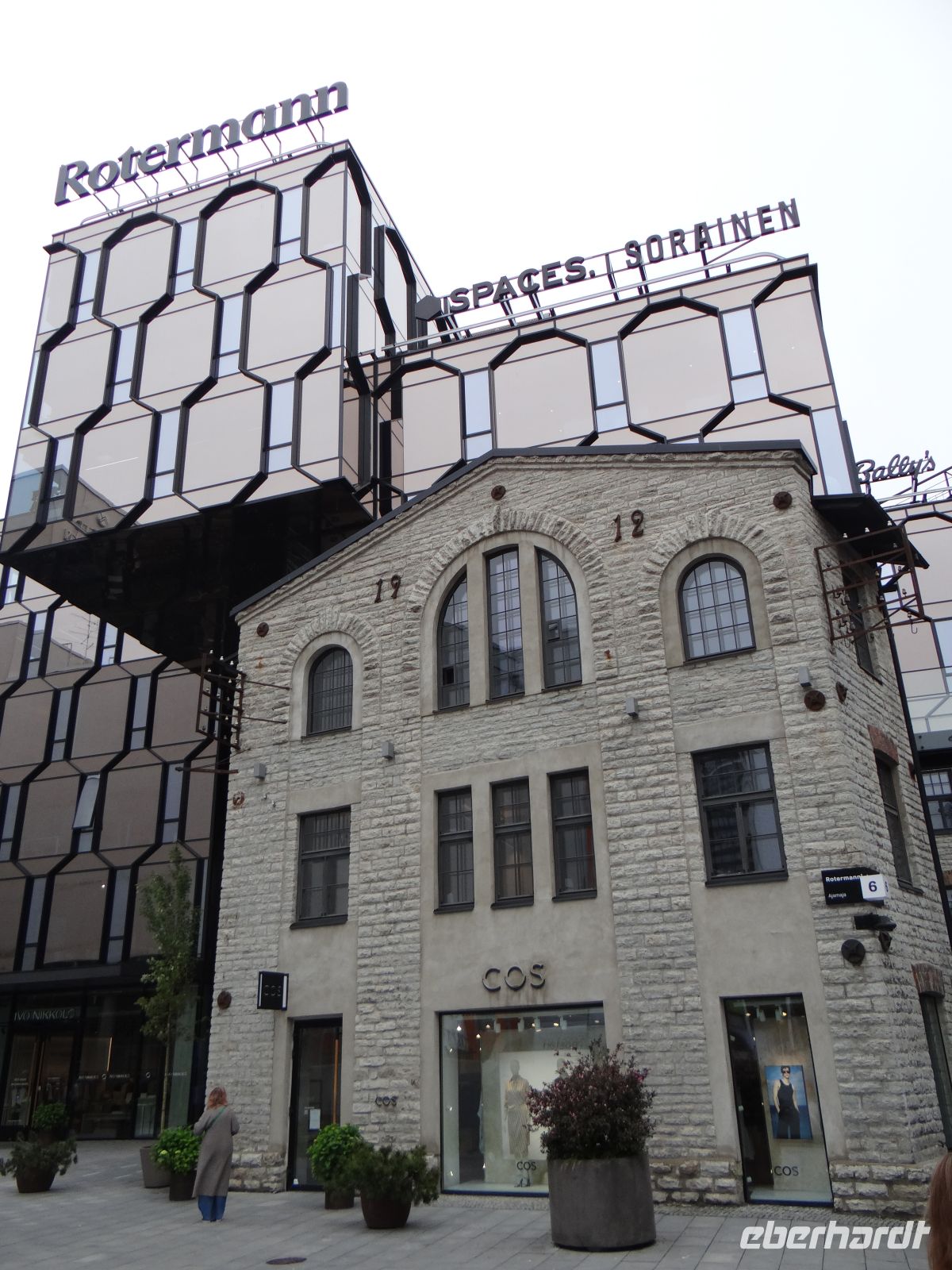 Tallinn, das Rotermann-Viertel kreuzt Alt mit Neu.