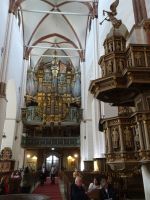 ... und spektakulärer Domorgel...