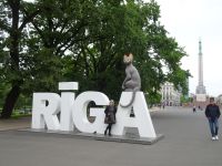 Riga mit Freiheitsdenkmal...