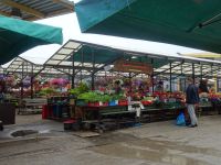 ... mit Außenmarkt...