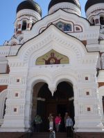 Alexander-Newski-Kathedrale, Eingang