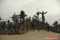 SiauliÃ€u_Berg_der_Kreuze (2)