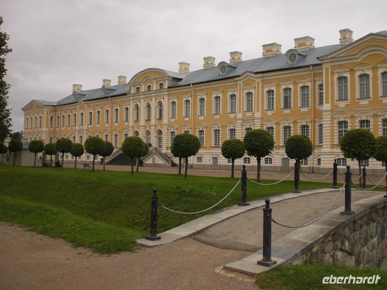 Außenansicht vom Schloss Rundale