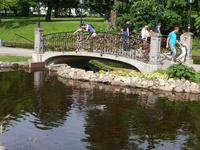 Schloßbrücke im Stadtpark