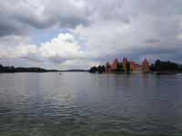 Sommeridylle am See mit der Wasserburg