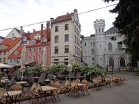 Livenplatz mit kleiner Gilde