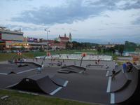 Litauen, Vilnius, Sportanlagen am Fluß