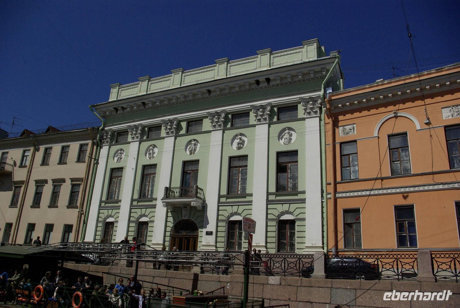 10_Petersburg_Bootsfahrt_Moika (1)