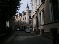 Schön restauriertes Eckhaus in der Stadt