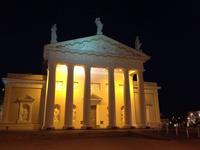 Kathedrale Sankt Stanislaus in Vilnius am späteren Abend