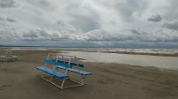 Strandspaziergang in Pärnu, Estland 
