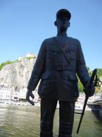De Gaulle, Dinant