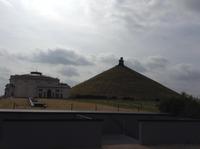 vor dem Museum in Waterloo