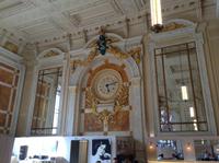 die goldene Uhr im Bahnhofsrestaurant