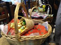 Osterkörbe zur Segnung in der Kirche