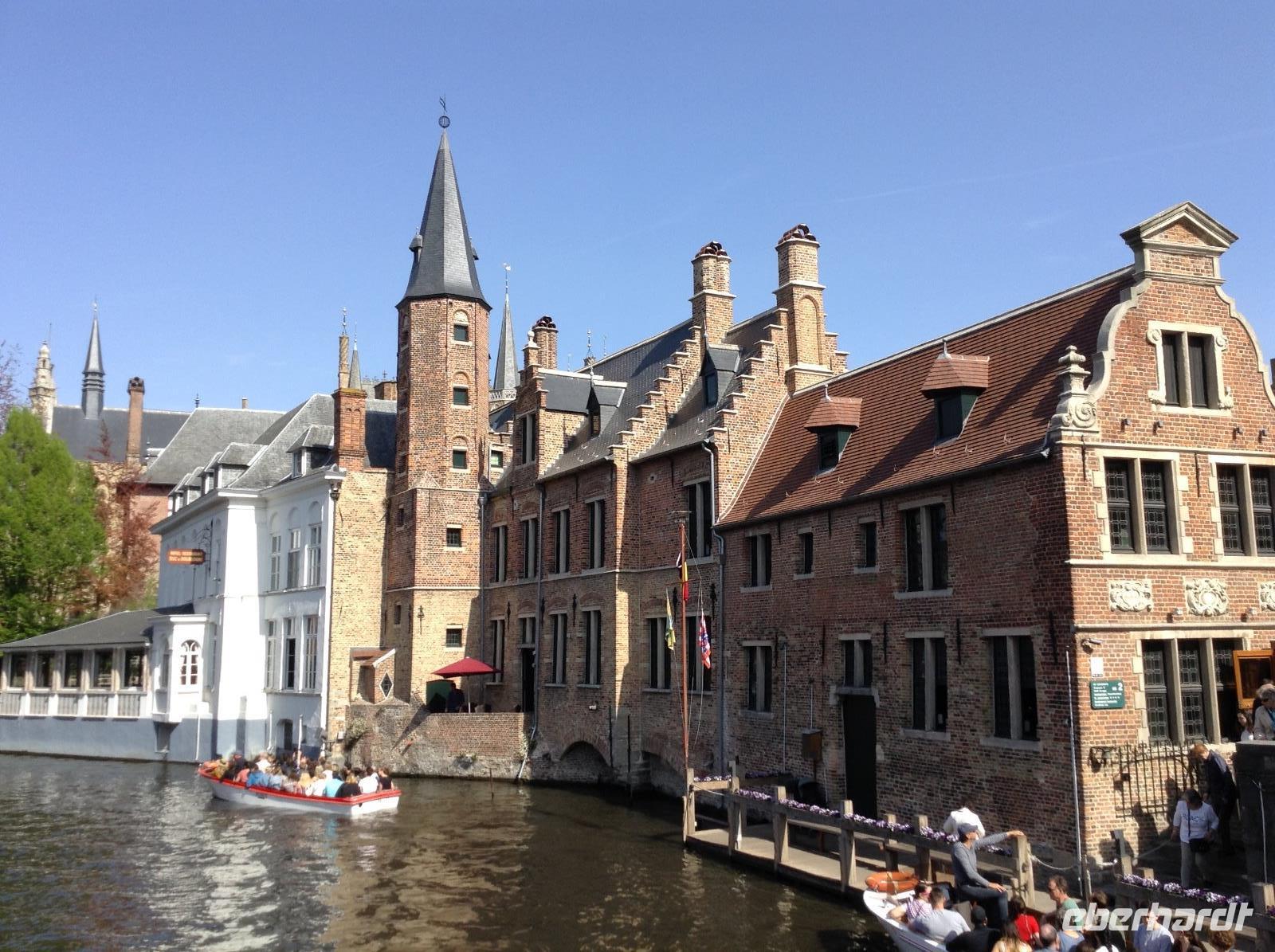 schöne Altstadtfassaden in Brügge