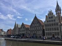 Gent -Fassaden spiegeln den einstigen Reichtum wider