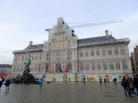 Antwerpen, Stadthuis mit Brabobrunnen