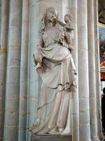 Antwerpen, Liebfrauen-Kathedrale, Schöne Madonna