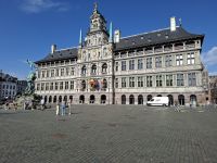Das Antwerpener Rathaus trägt bereits die Züge italienischer Renaissance und Manierismus' 