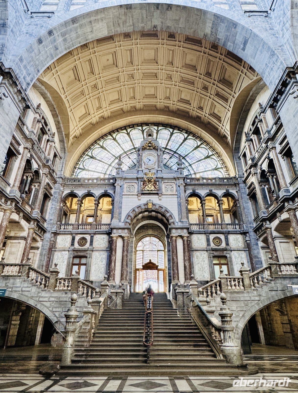 2. Tag - Centraal Station Antwerpen  &ndash; &copy;  (Eberhardt TRAVEL)