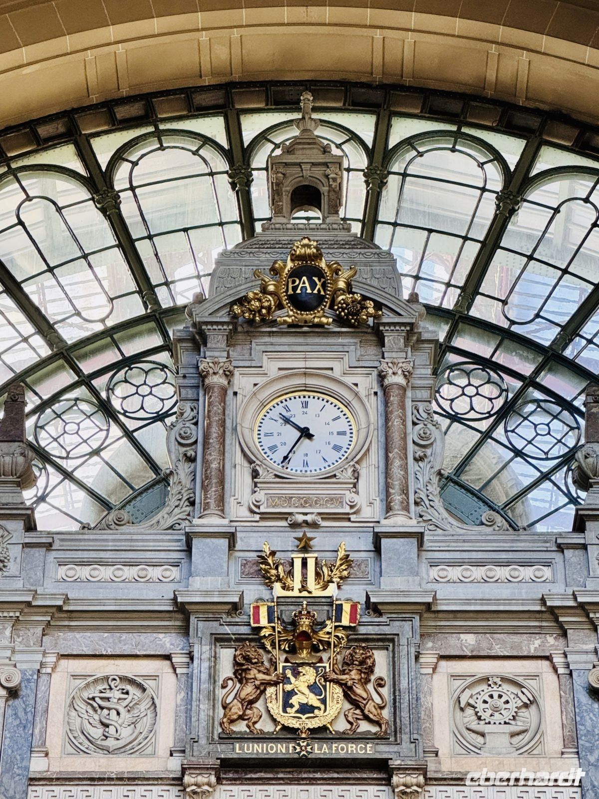 2. Tag - Centraal Station Antwerpen  &ndash; &copy;  (Eberhardt TRAVEL)