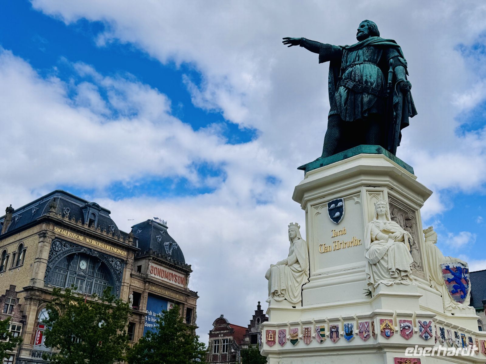 4. Tag - Statue Jacob van Artevelde, Gent &ndash; &copy;  (Eberhardt TRAVEL)