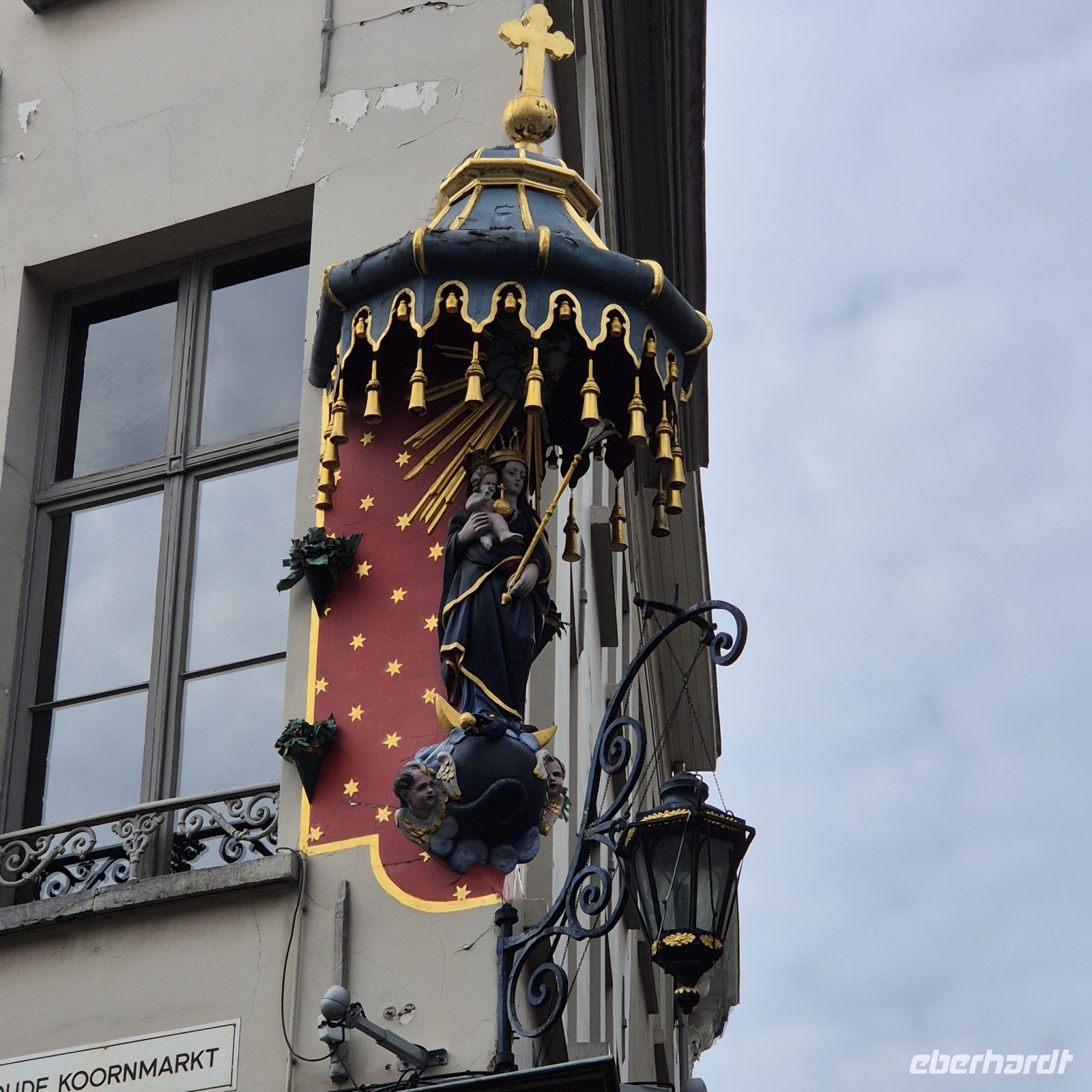 &copy;  (Eberhardt TRAVEL)