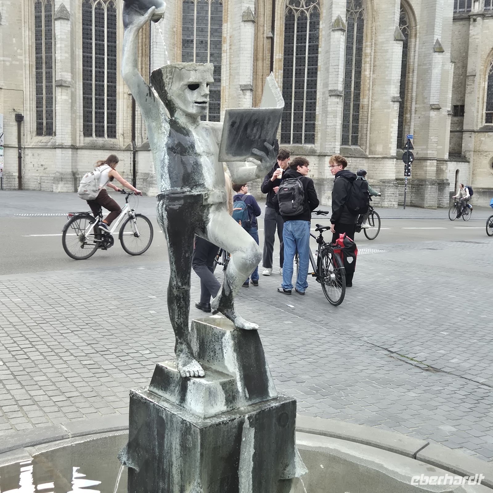 &copy;  (Eberhardt TRAVEL)