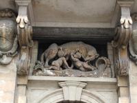 Haus La Louve - Romulus und Remus