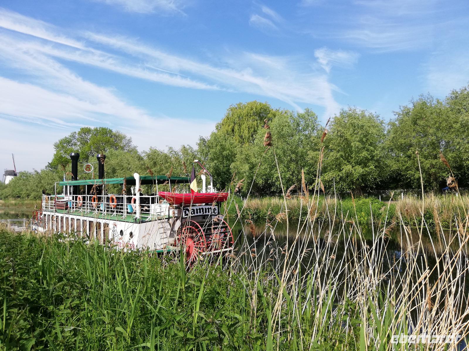 Mit dem Raddampfer „Lamme Goedzak“ von Damme nach Brugge