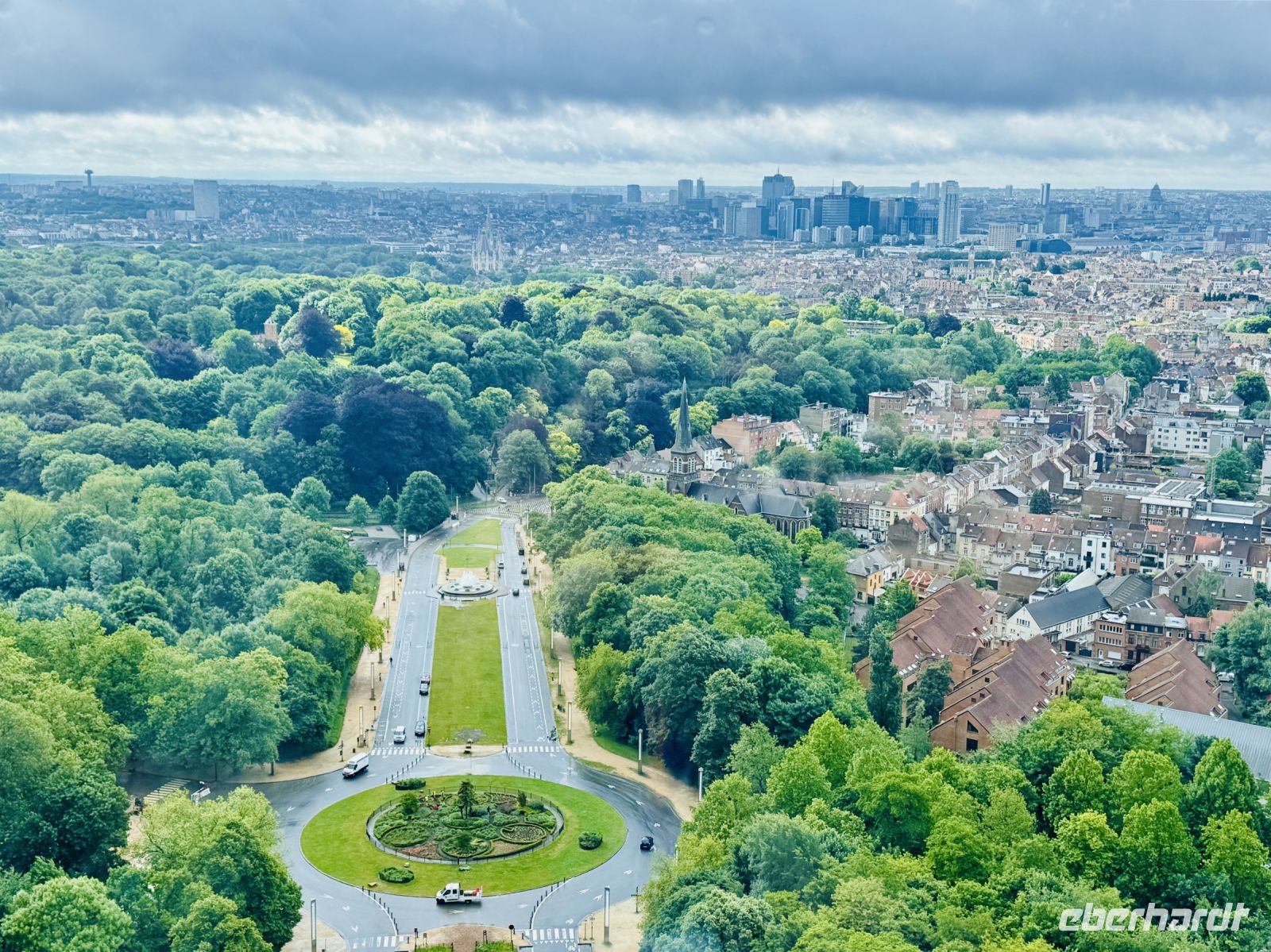 Tag 7 - Ausblick vom Atomium auf Brüssel