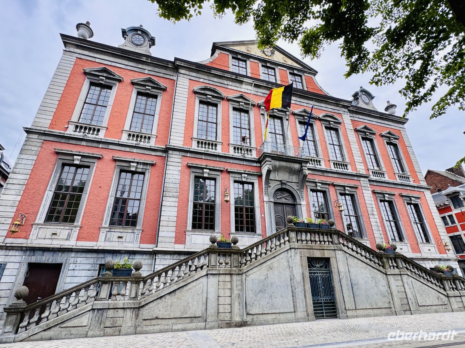 Tag 8 - Rathaus, Lüttich 