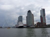 Kop van Zuid, de Hef und Erasmusbrücke, Rotterdam, Niederlande &ndash; &copy; Saskia Pinnow (Eberhardt TRAVEL)