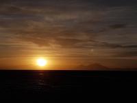 Sonnenuntergang im Salar de Uyuni in Bolivien (3)