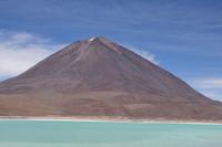 Laguna Verde mit Vulkan Licancabur in Bolivien (9)
