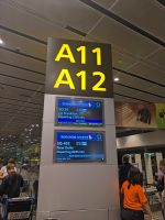 486. Zwischenlandung in Singapur