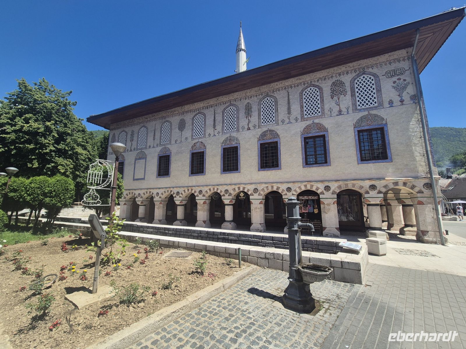 Tag 3 - Travnik - die bunte Moschee