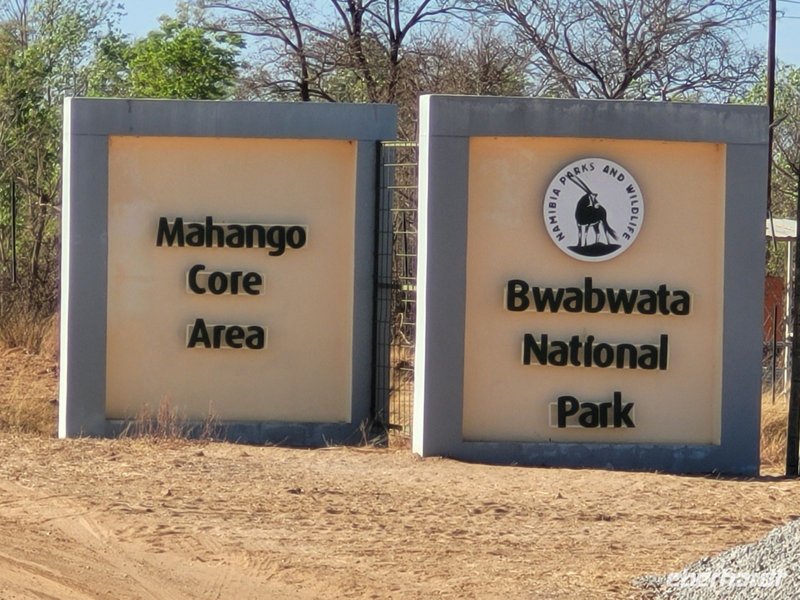 100 Mahango Park