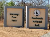 100 Mahango Park
